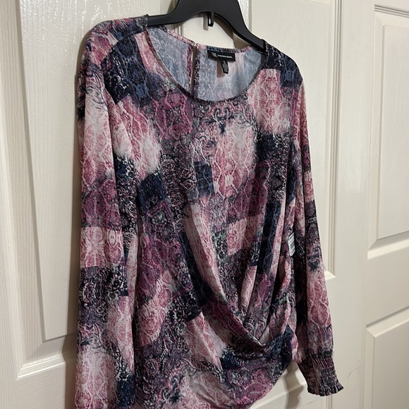 INC Womens Pink Keyhole Twist Front Shirt Blouse Top NWT Says XL but fits medium - Picture 7 of 9